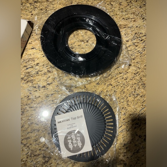 Vintage Burton Stove Top Grill For Use With Electric, Gas, or Propane Stoves - Picture 5 of 9